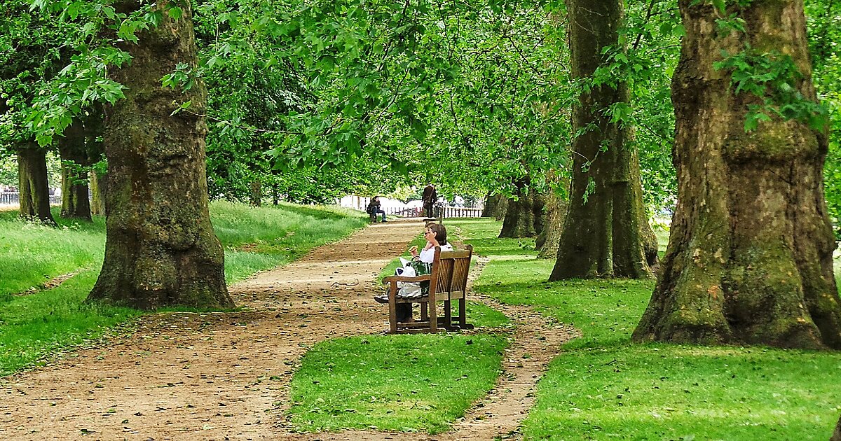 Лондон грин. Green Park Англия. Грин-парк (Green Park). Зеленый парк Лондон. Грин парк в Лондоне фото.