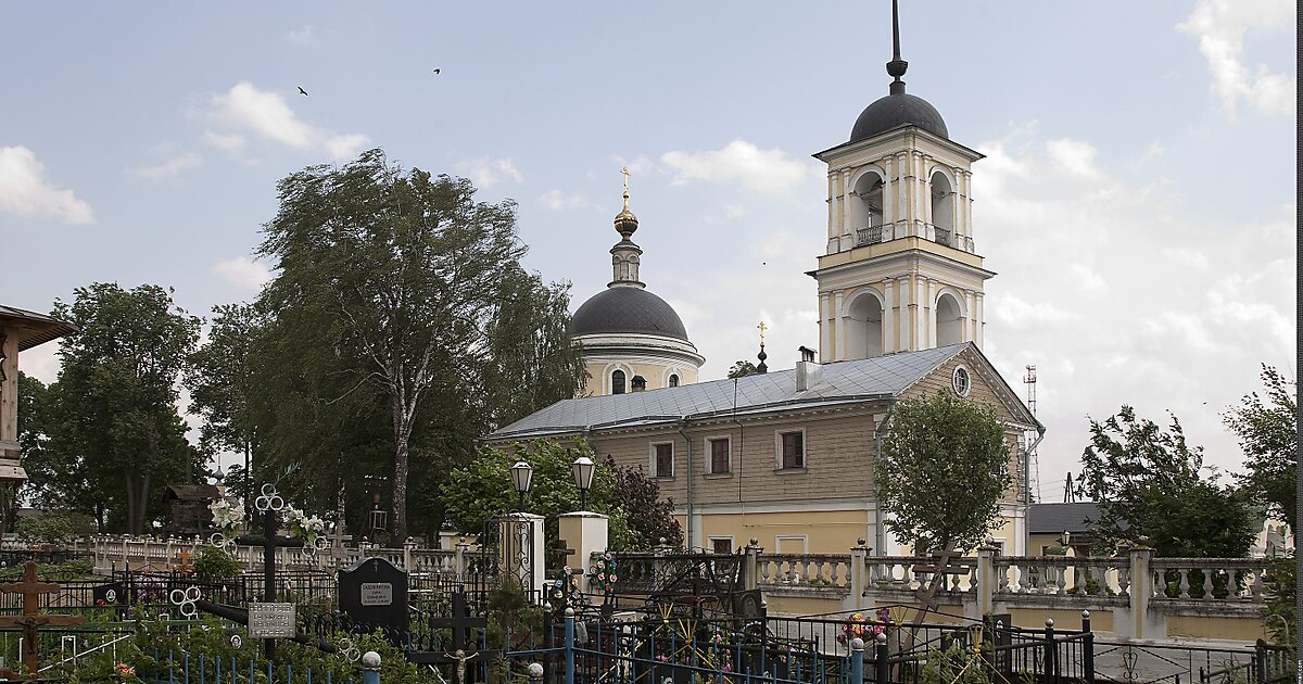 Пос воскресенский московская область. Храм Воскресенское Ногинского района. Село Воскресенское Ногинский район Церковь. Церковь Покрова Пресвятой Богородицы Ногинск. Воскресенское кладбище Ногинский район
