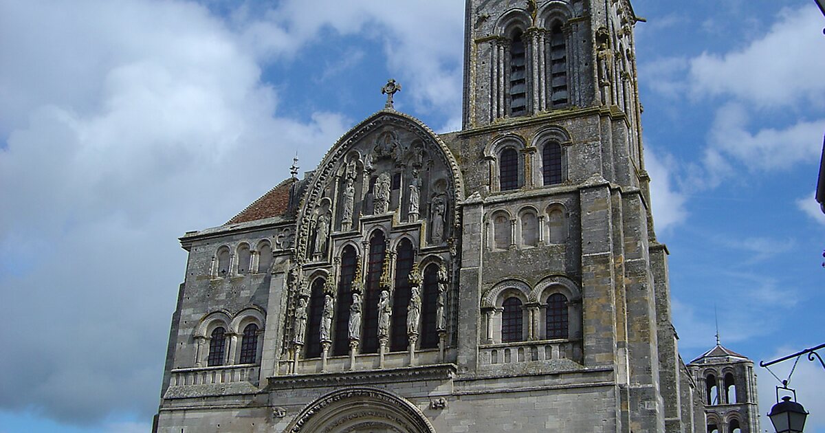 Basílica de Vézelay en Vézelay, Francia | Tripomatic