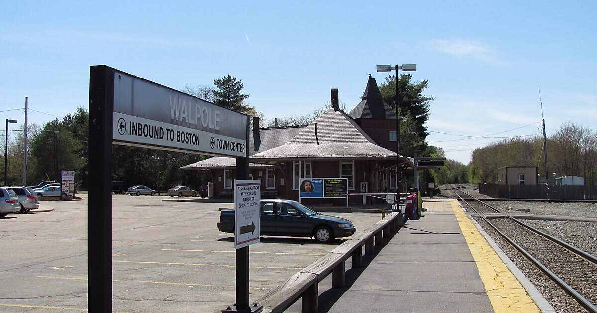 Walpole in Walpole, Massachusetts, USA Sygic Travel