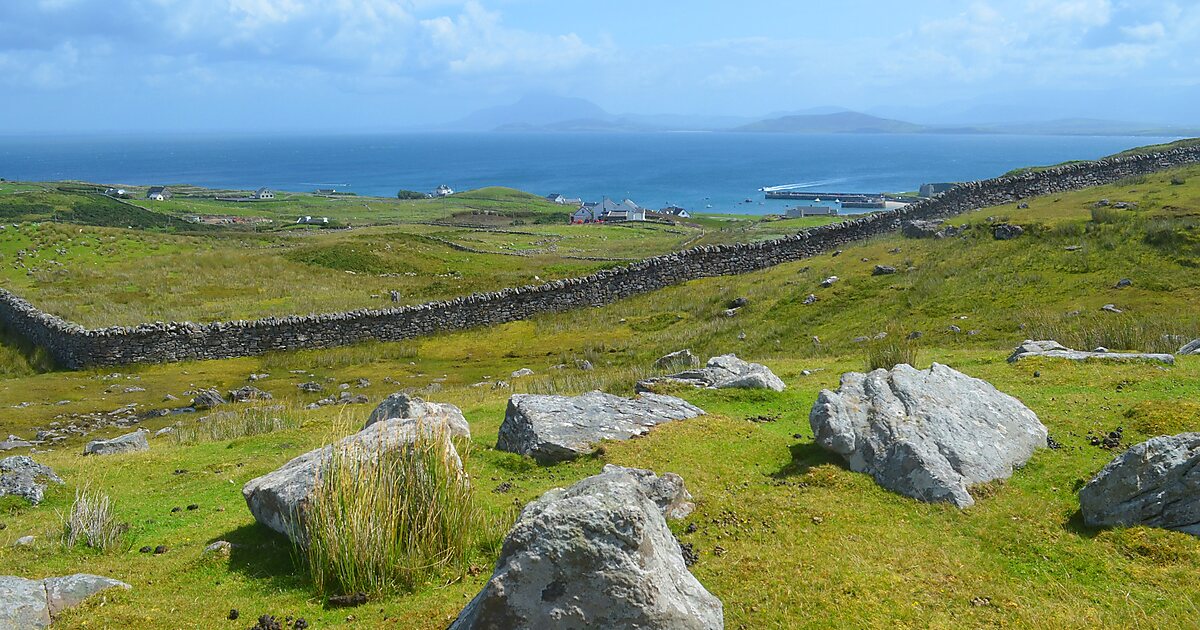 Графство керри ирландия. Остров грейт бласкет. Остров грейт бласкет. Ирландия большой остров. Остров акилл ирландия.