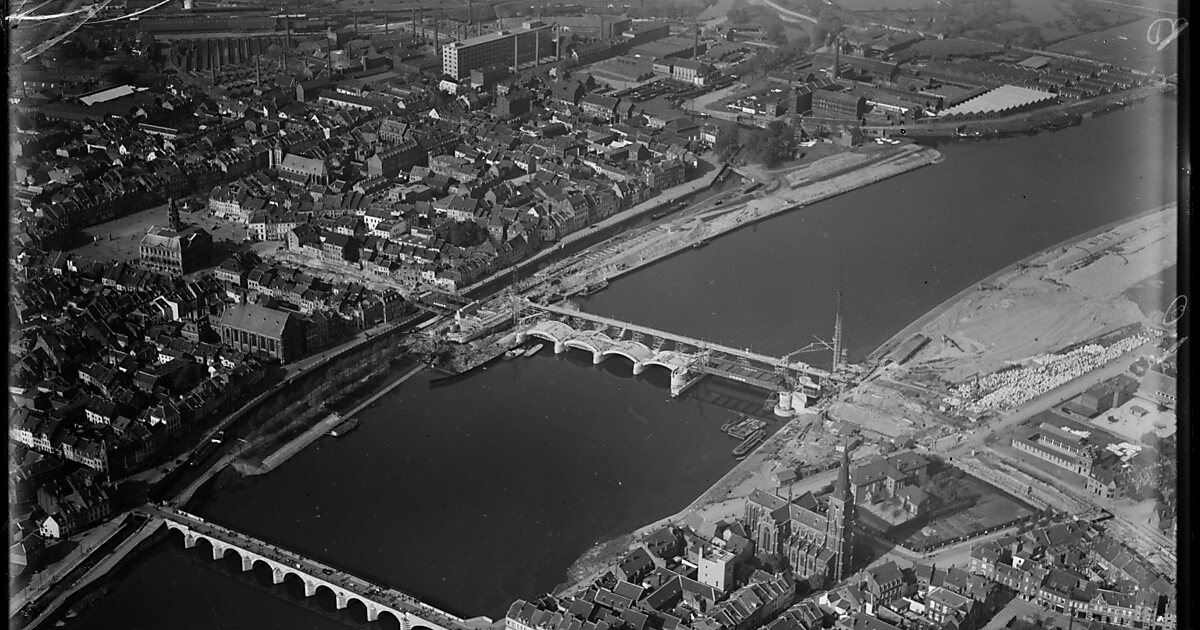 Wilhelmina Bridge in Maastricht-Centrum, Netherlands | Tripomatic