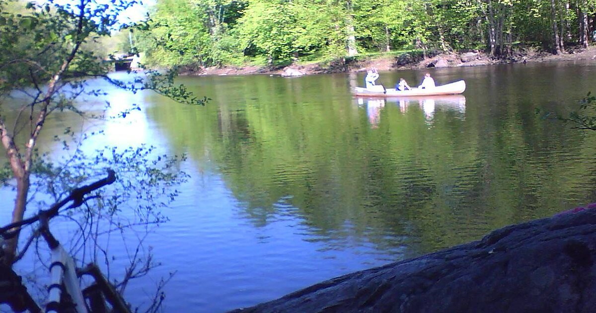 Egg Rock in Concord, Massachusetts, USA | Tripomatic