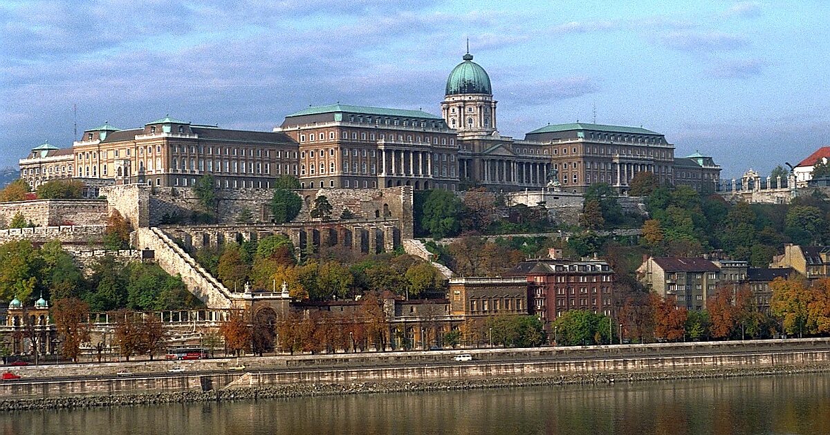 Будайская крепость венгрия фото