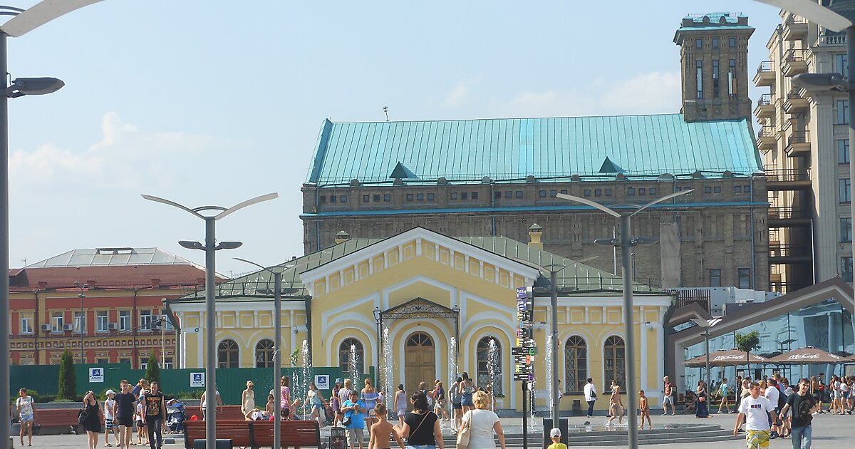 Киев почтовый. Киев Почтовая. Почтовый домик в Киеве. Postal Square Kiev.