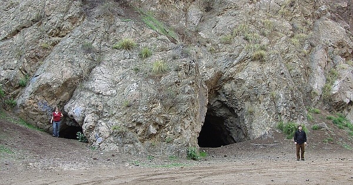 Bronson Caves In Los Angeles, United States | Sygic Travel