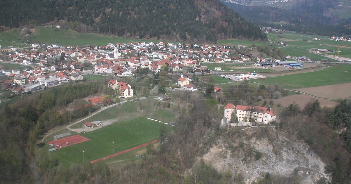 Schloss Rhäzüns in Rhäzüns, Schweiz/Suisse/Svizzera/Svizra Sygic Travel