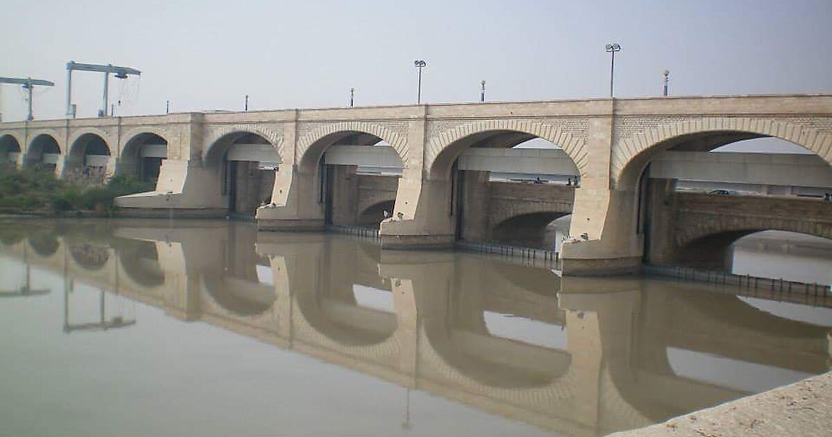 Sukkur Barrage in Sukkur, Pakistan | Tripomatic