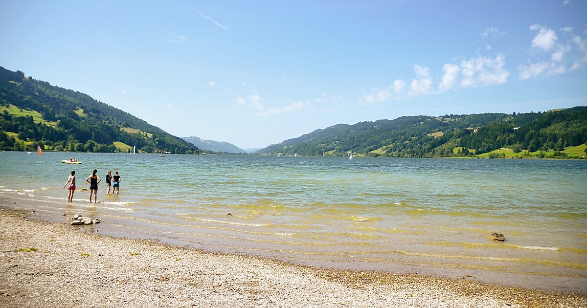 Großer Alpsee in Bayern, Deutschland | Tripomatic