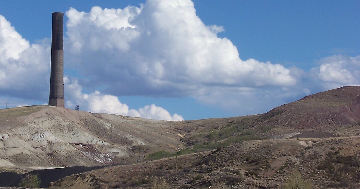 Anaconda Smelter Stack in Montana | Sygic Travel