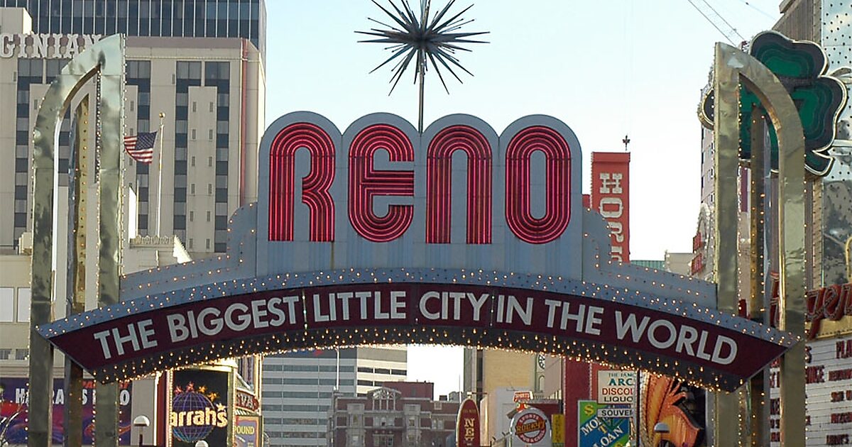 Reno Arch in Reno, Nevada | Tripomatic