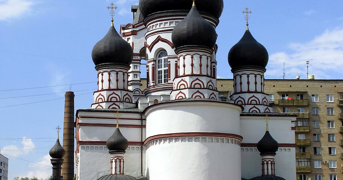 Храм солунского в москве. Церковь Дмитрия Солунского на МКАДЕ. Район Соколиная гора достопримечательности. Благуша фото. Измайловское шоссе улица Благуша.