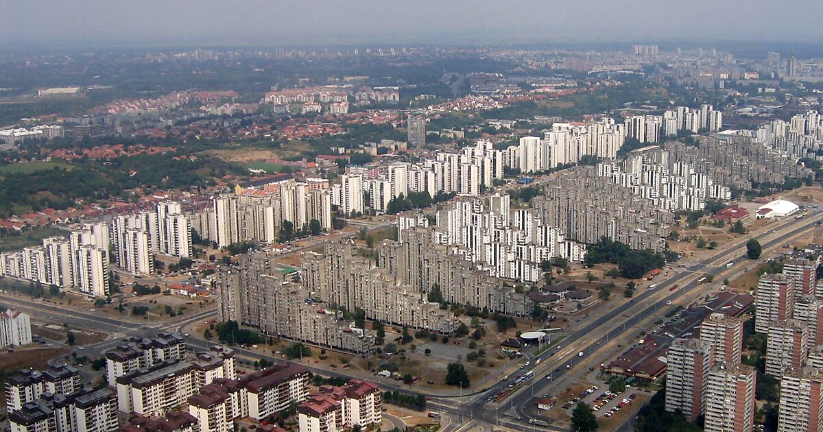Сербия пригород