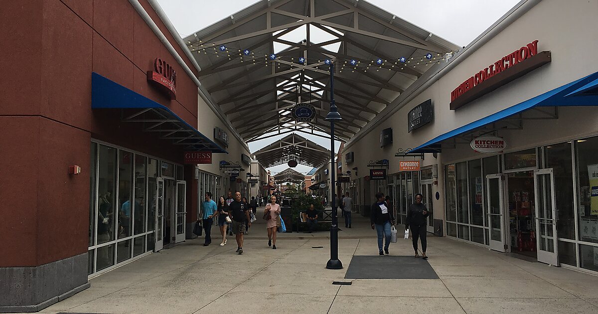 Philadelphia Premium Outlets in United States  Sygic Travel