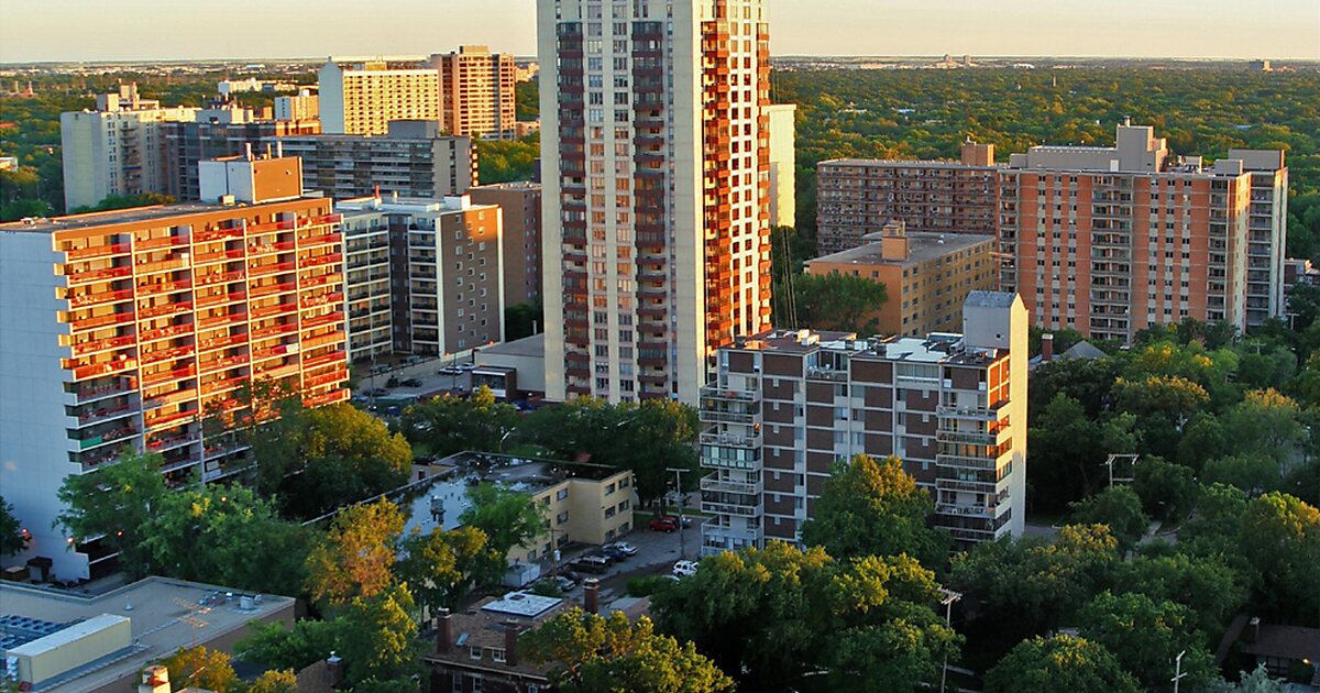 Osborne Village in RiverOsborne, Winnipeg Sygic Travel