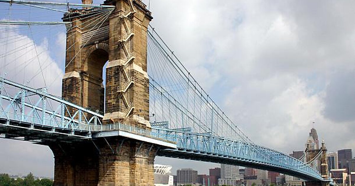 Roebling Suspension Bridge in Cincinnati, USA | Sygic Travel