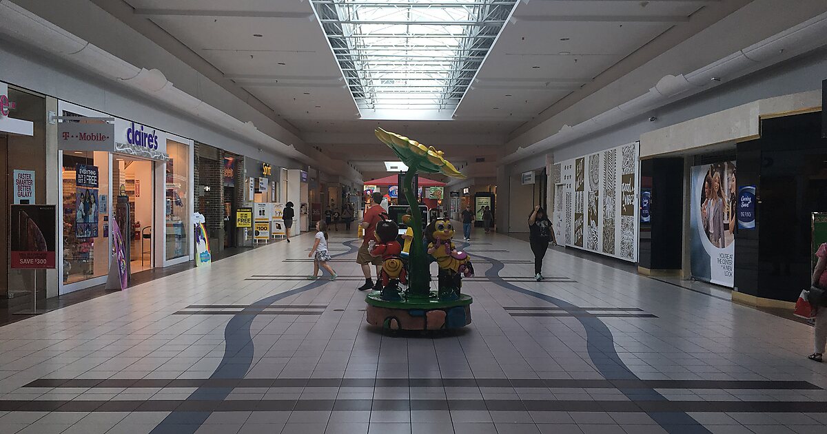 Neshaminy Mall in Bucks, United States | Sygic Travel