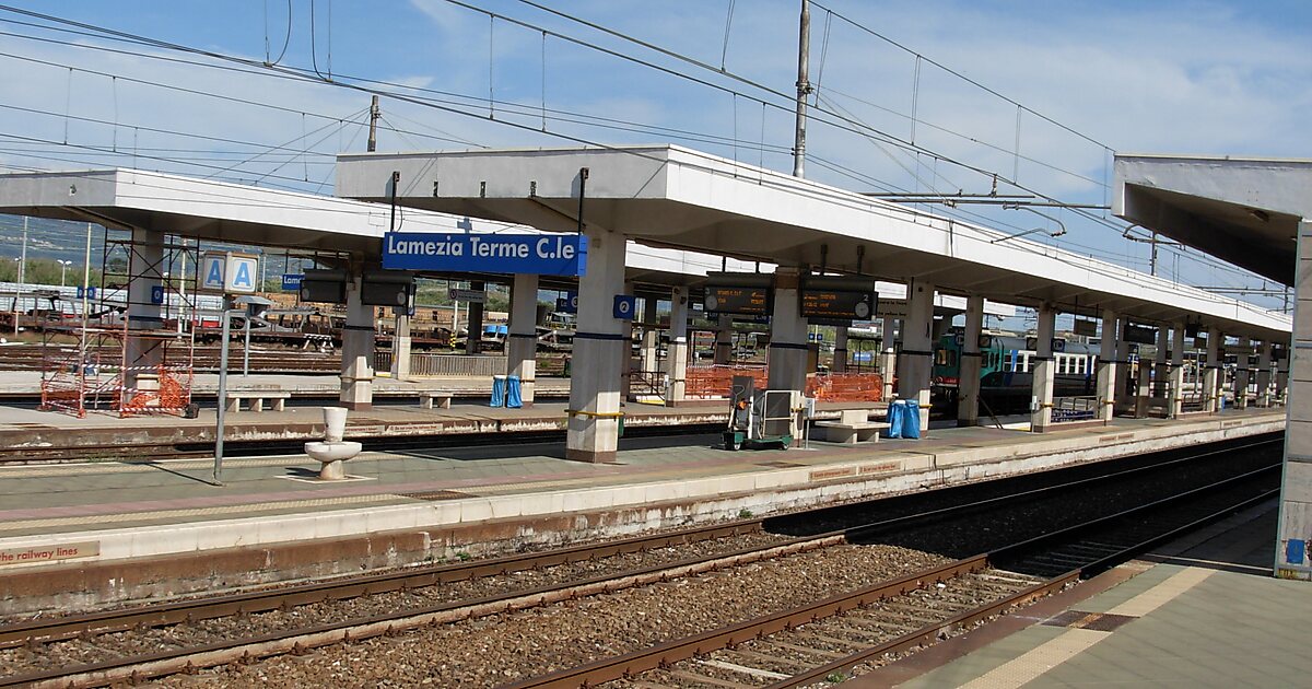 Lamezia Terme Centrale Lamezia Terme, Italia Tripomatic