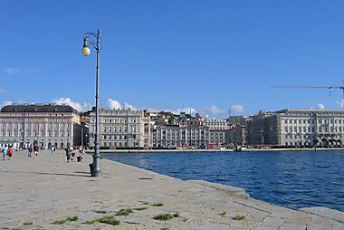 trieste tourist map