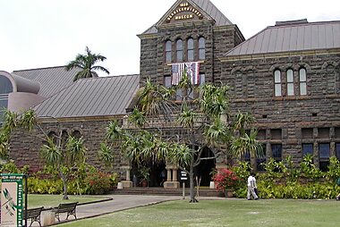 tourist map waikiki