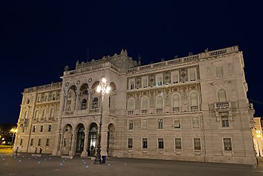 tourist map of trieste italy