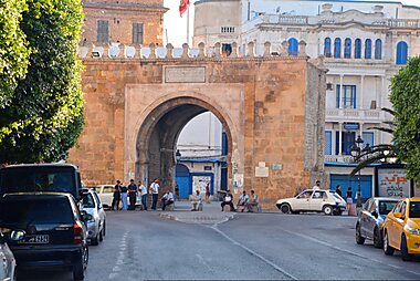 tourist map of tunisia