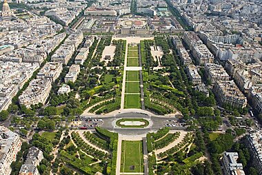 Torre Eiffel a Faubourg Saint-Germain: Tour e Visite Guidate