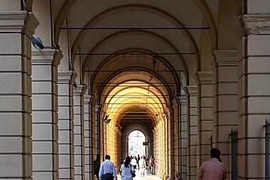 tourist map of bologna italy