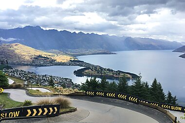 tourist map of queenstown