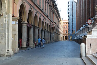 tourist map of bologna italy