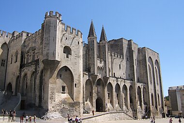 avignon map tourist