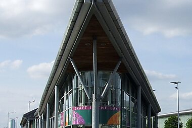 tourist information cardiff city centre