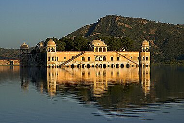 top 10 tourist places in jaipur pdf
