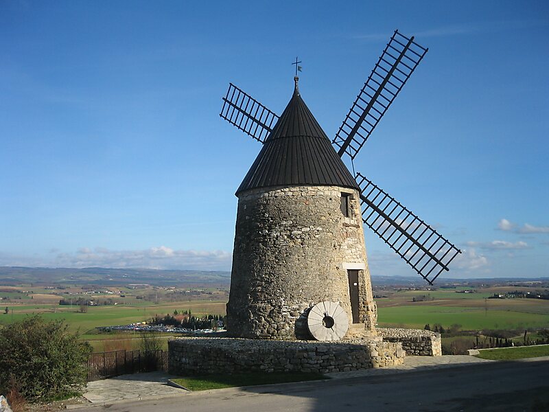 Castelnaudary En Region De Occitania Francia Sygic Travel