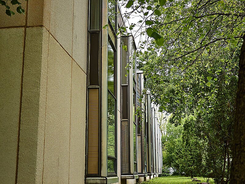 Colonel By Secondary School