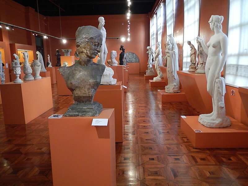 national-museum-of-fine-arts-in-ermita-manila-philippines-sygic-travel