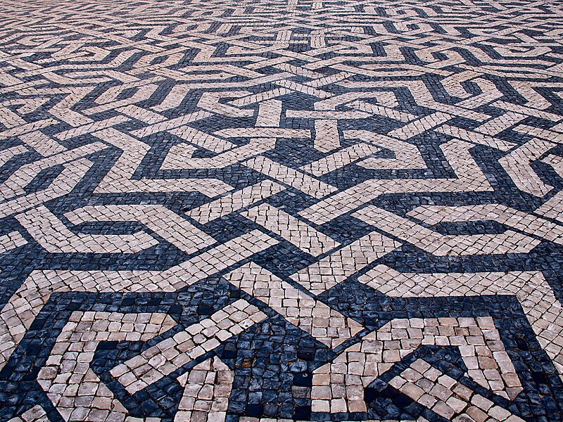 Restauradores Square