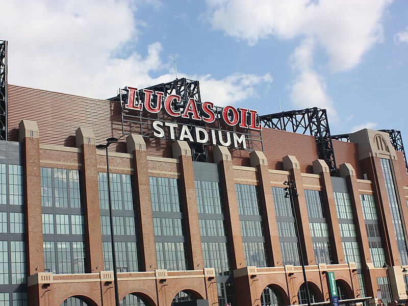 Lucas Oil Stadium - Wikipedia