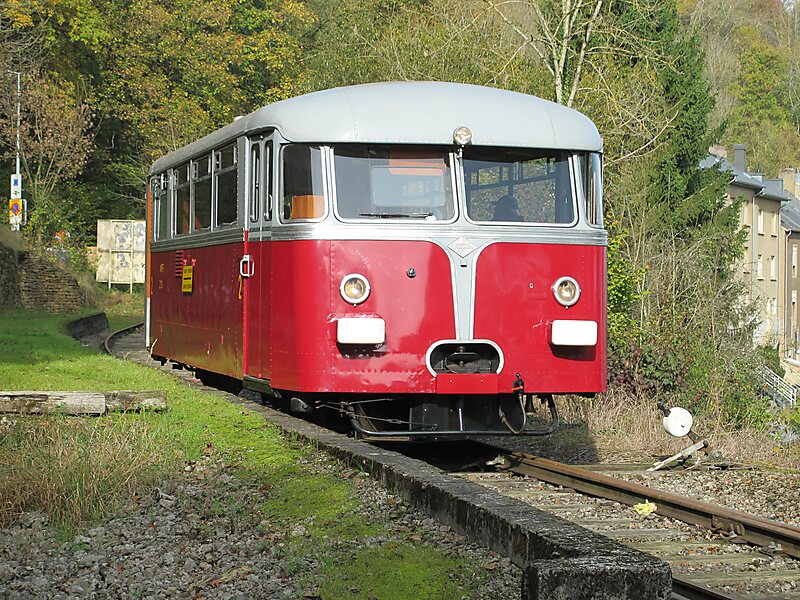 Train 1900