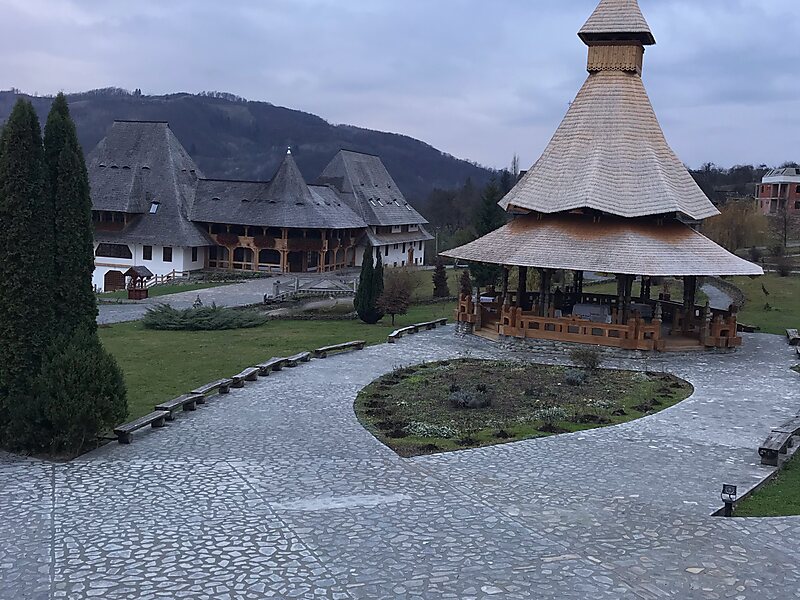 Mosteiro de Bârsana