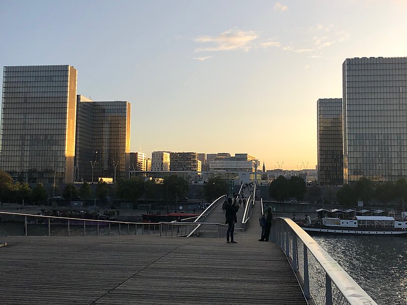 Passerelle Simone-de-Beauvoir