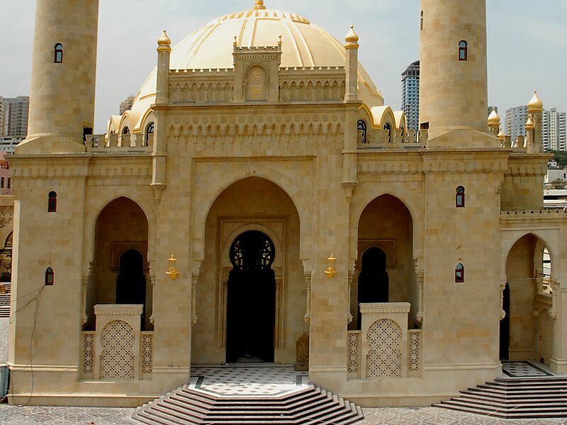Taza Pir Mosque