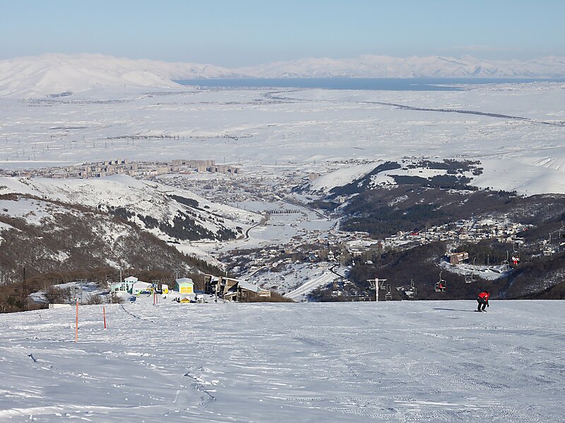 Tsaghkadzor Ski resort