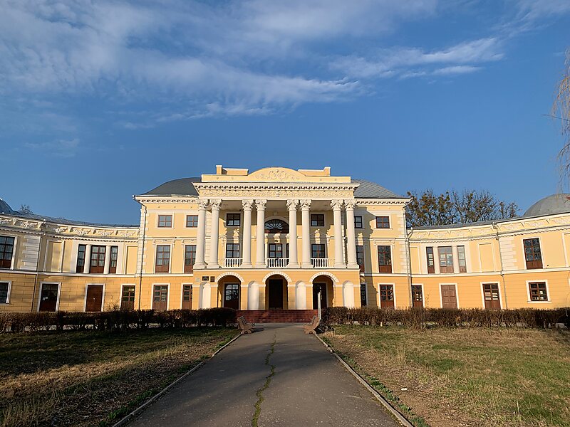 Pałac Grocholskich w Woronowicy