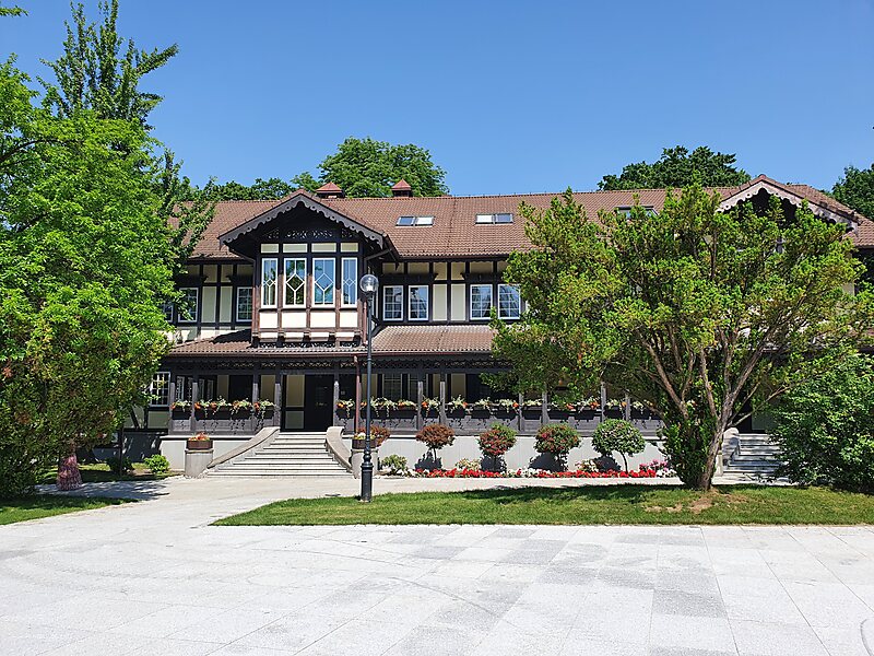 Dom Zdrojowy w Jastrzębiu-Zdroju