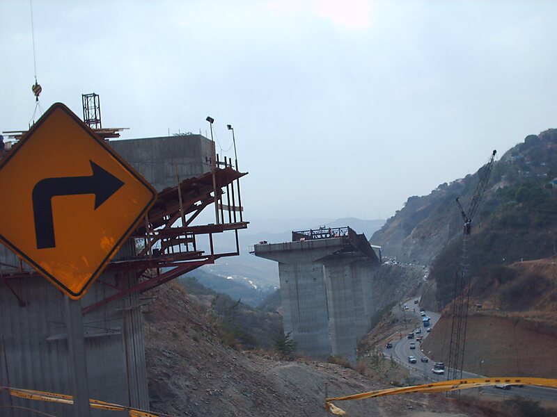 Caracas-La Guaira highway