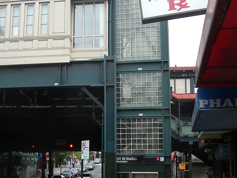 231st Street station