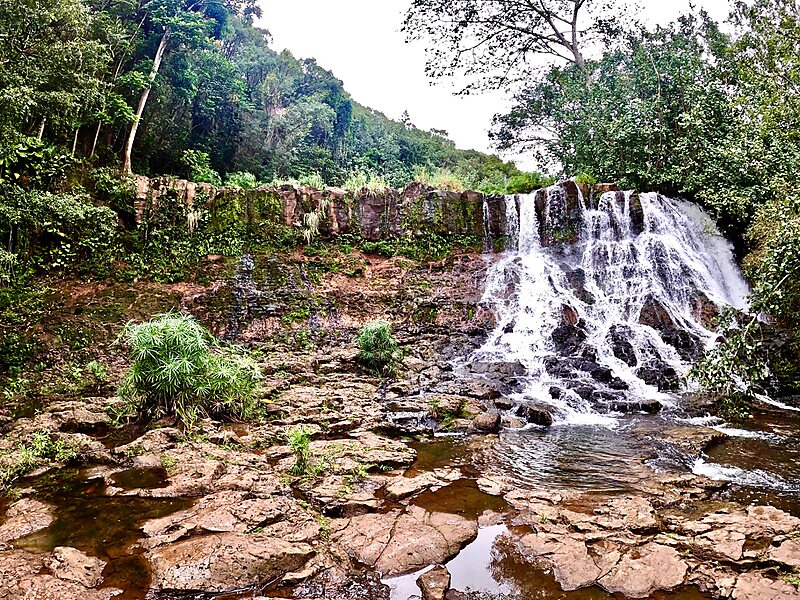 Hoʻopiʻi Falls