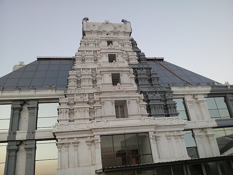 ISKCON Sri Radha Krishna-Chandra Temple