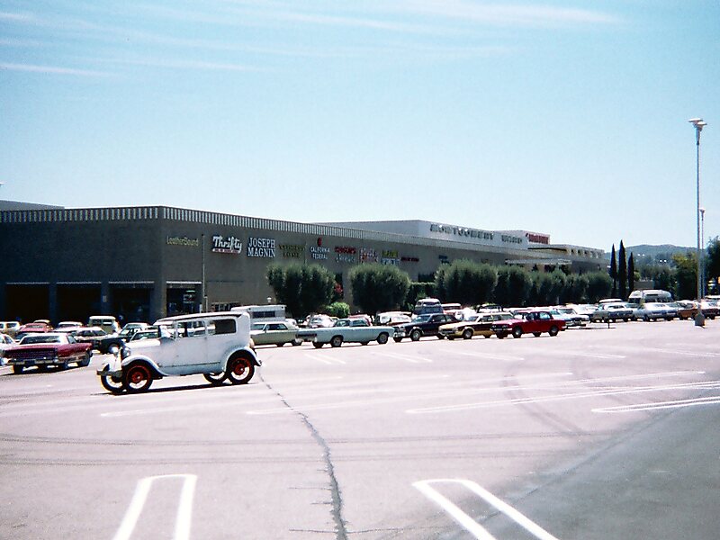 Target Los Angeles Topanga